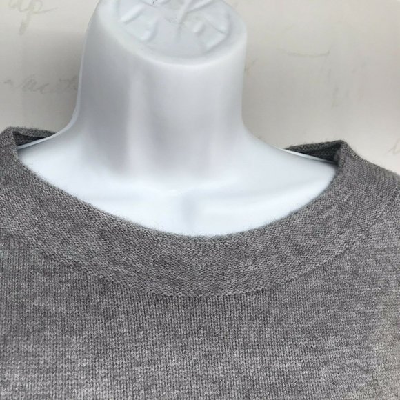 Lola & Liza Pull Over XL Gray Shoulder Grommets - Picture 3 of 8